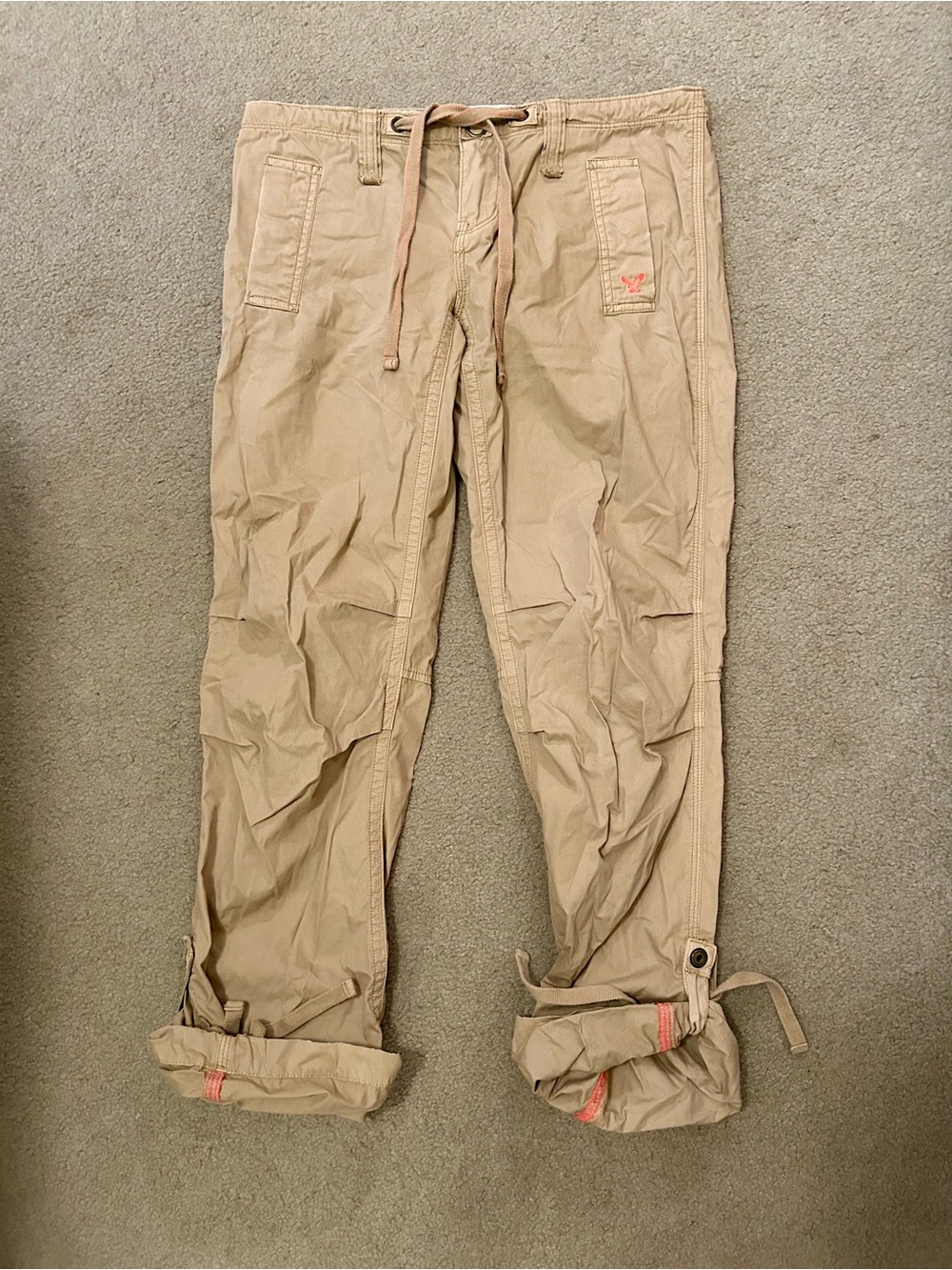 Vintage American Eagle Women’s Tan Low Rise Adjustable Cargo Pants